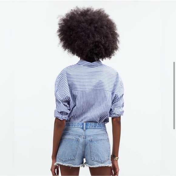 Madewell Low Rise Boyfriend Shorts in Glendora Wash, raw hem, size 29 - Picture 5 of 12